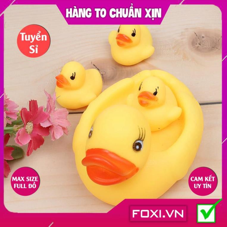 Đồ Chơi Vịt Cao Su Bơi Nước Foxi-Chú Vịt Màu Vàng Phát Ra Âm Thanh Vui Nhộn Trong Bồn Tắm Cho Bé