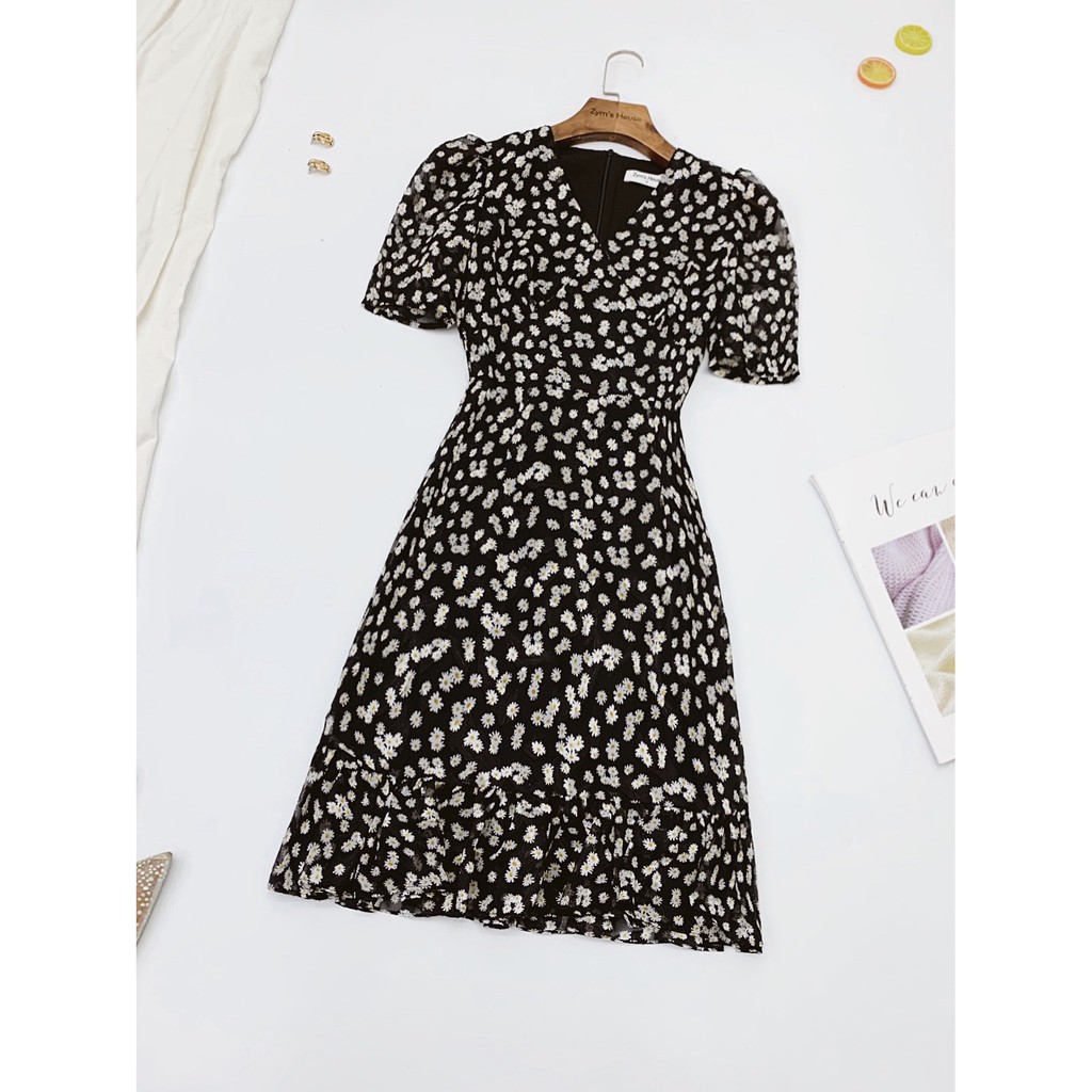 [Mã FAGREEN1505 giảm tới 30K đơn 99K] Váy cổ V tay lỡ hoạ tiết hoa Zym's House - LT95 | BigBuy360 - bigbuy360.vn