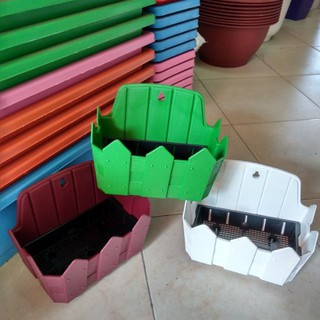 chậu ốp tường hàng rào