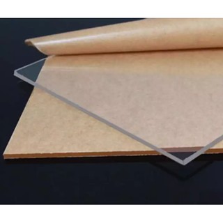 Tấm mica 2mm kích thước: 42.8cm x 20.2cm
