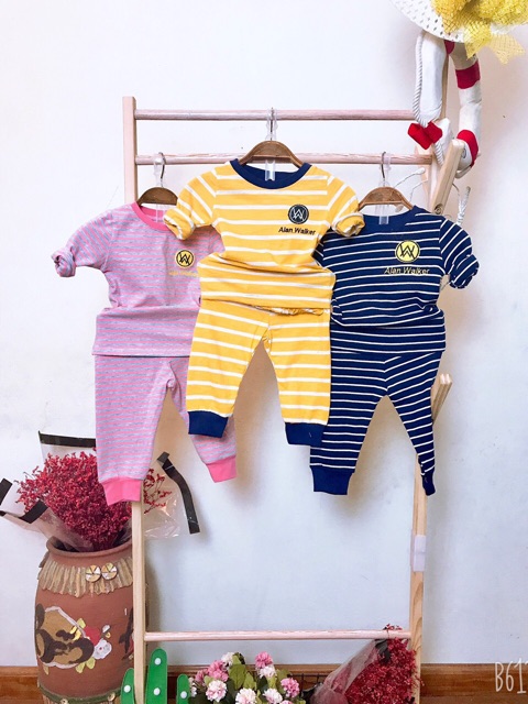 Combo 3 bộ cotton kẻ mẫu mới cho bé