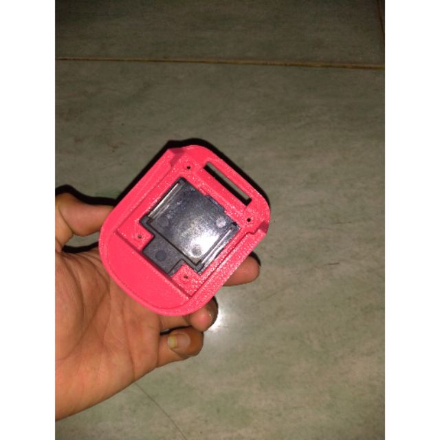 Đế độ chế pin trượt để dùng pin makita