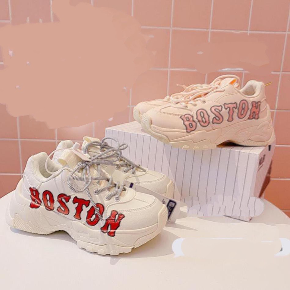 Giày thể thao boston trắng chữ đỏ tăng chiêu cao nam nữ thời trang tôn giáng, trẻ phong cach,