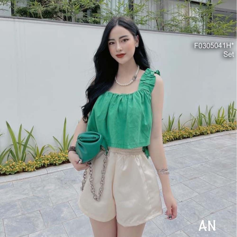 Set áo croptop 2 dây bèo phối quần short tăcta lưng thun!