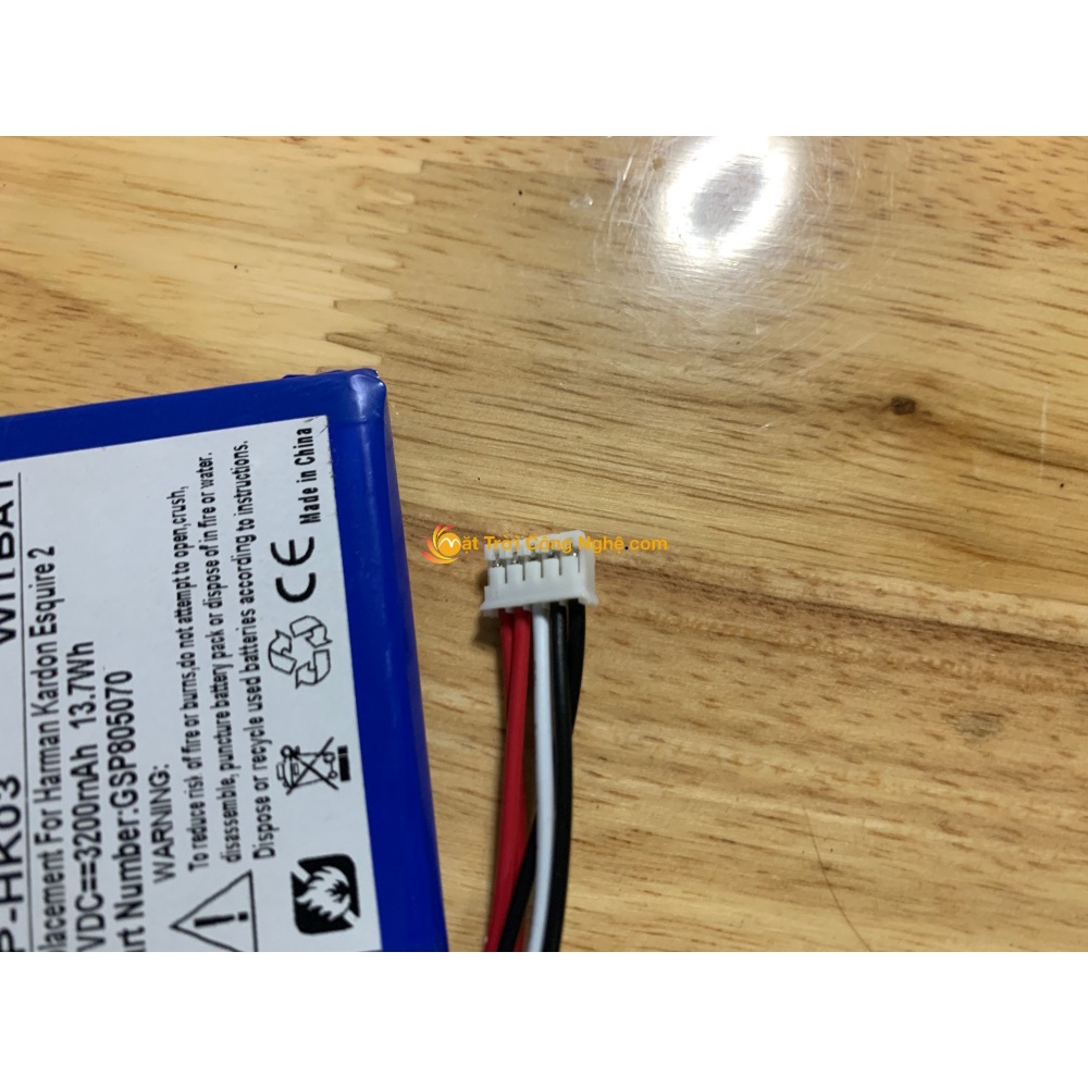 Pin loa Harman Kardon Esquire 2 - thay pin loa Harman Kardon Esquire 2 - Mặt Trời Công Nghệ