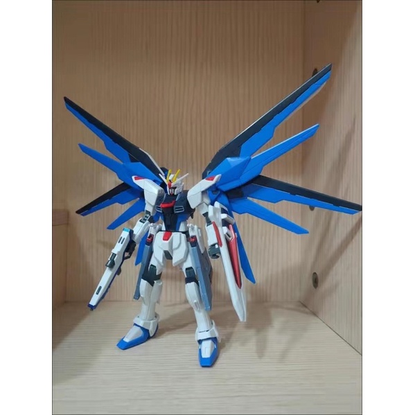 Mô hình gunpla HG 192 ZGMF-X10A Freedom