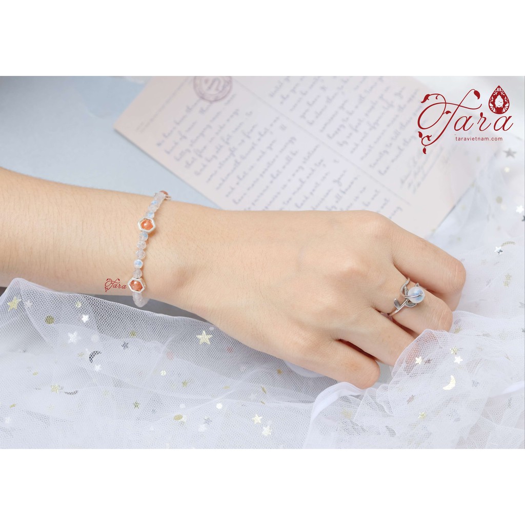 Vòng tay phối bạc charm khuôn lục giác I Moonstone - Sunstone I