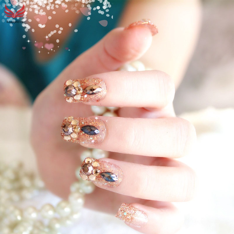 Set 24 Móng Tay Giả Đính Đá Trang Trí Toàn Diện Cho Cô Dâu