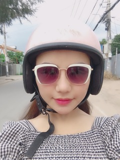 Kính miu miu vuông