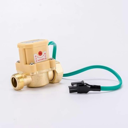 - Máy bơm tăng áp có rơ le tự động 220V