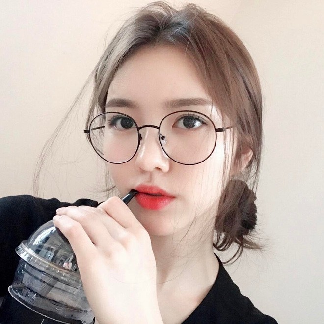 Kính trong không độ gọng kim loại siêu đẹp dễ thương Hàn Quốc