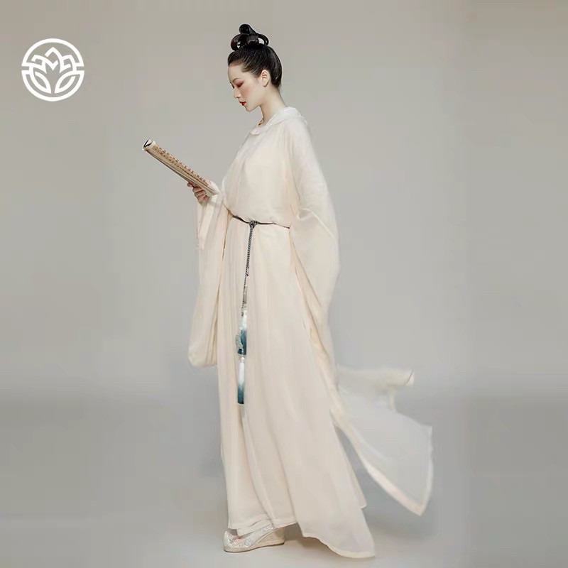 áo khoác cổ trang hãng tịnh vân đoá có sẵn