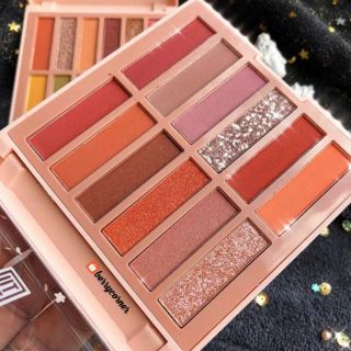 Bảng mắt TuTu Sakura Eyeshadow Flower