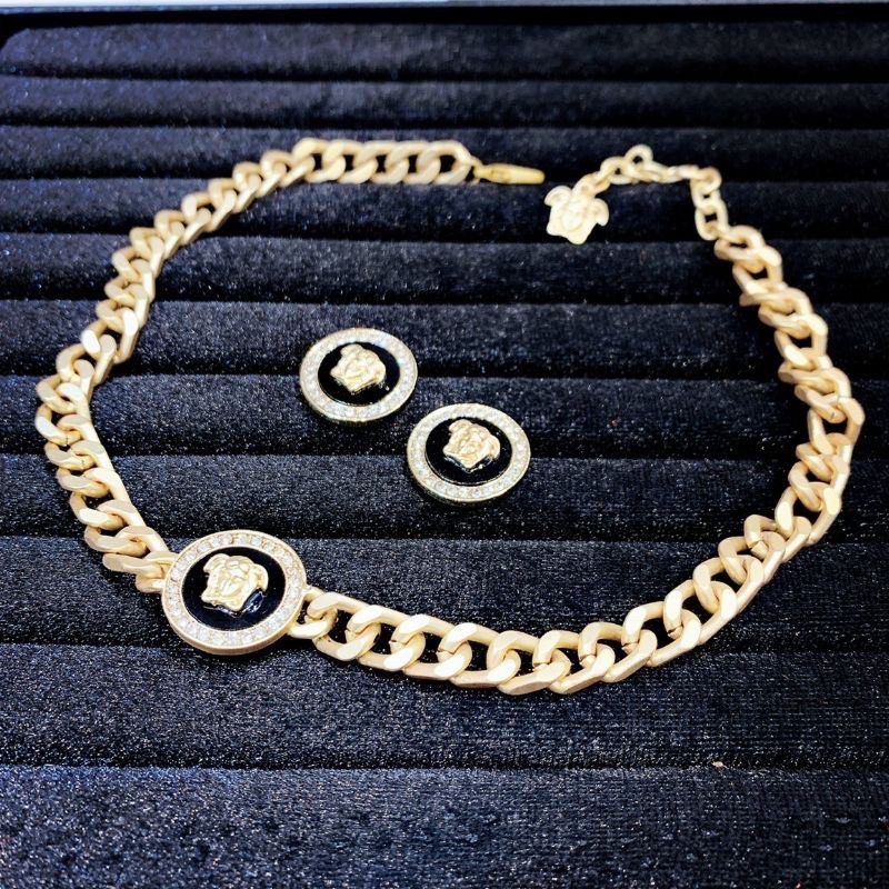 [SIÊU HOT]  Set Vòng cổ + khuyên tai VESAC