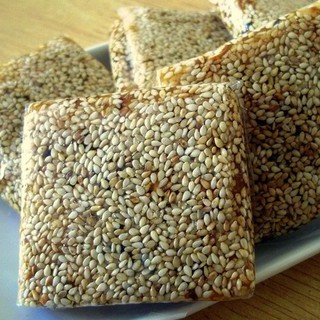 350g Mè xửng đặc sản Huế