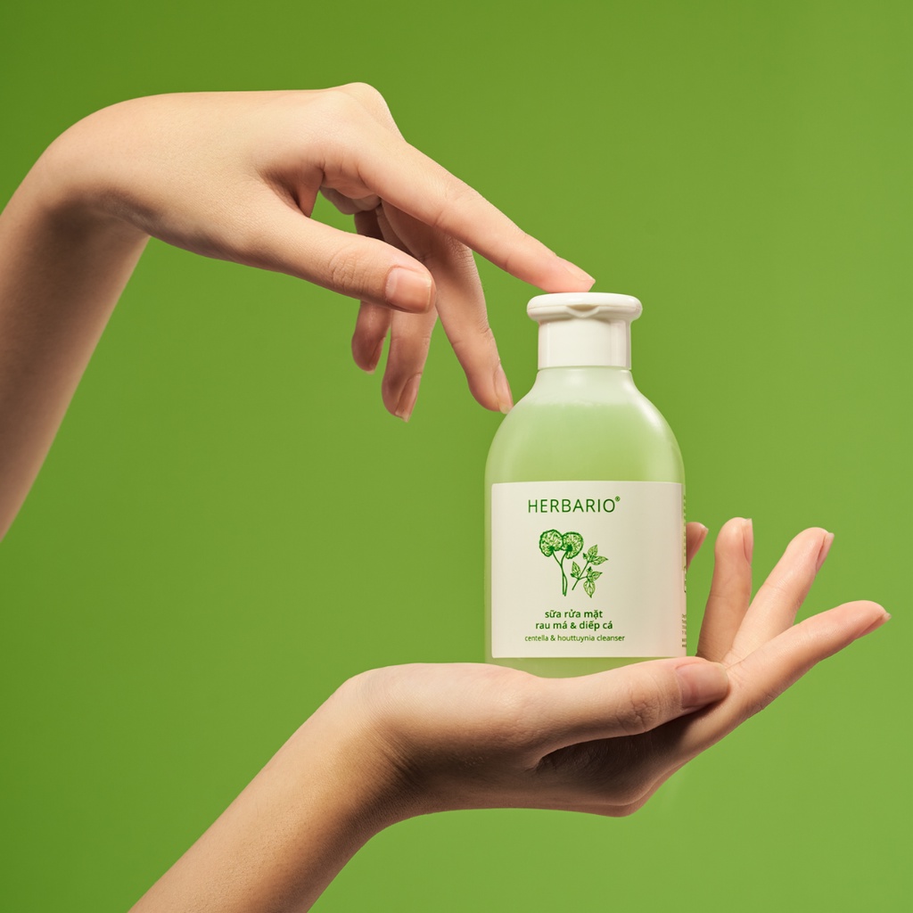 Sữa rửa mặt Rau má & Diếp cá herbario 200ml sạch dầu mụn - Thuần Chay Vegan Garden
