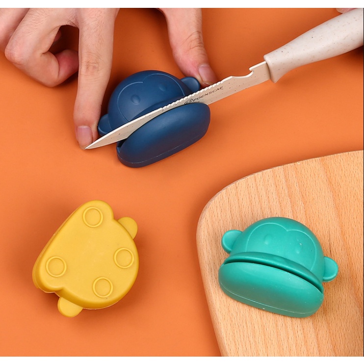 Dụng Cụ Mài Dao, Kéo Mini Hình Con Khỉ  Tiện Ích 2V2