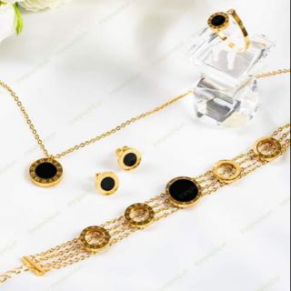 Bộ trang sức titan Lv