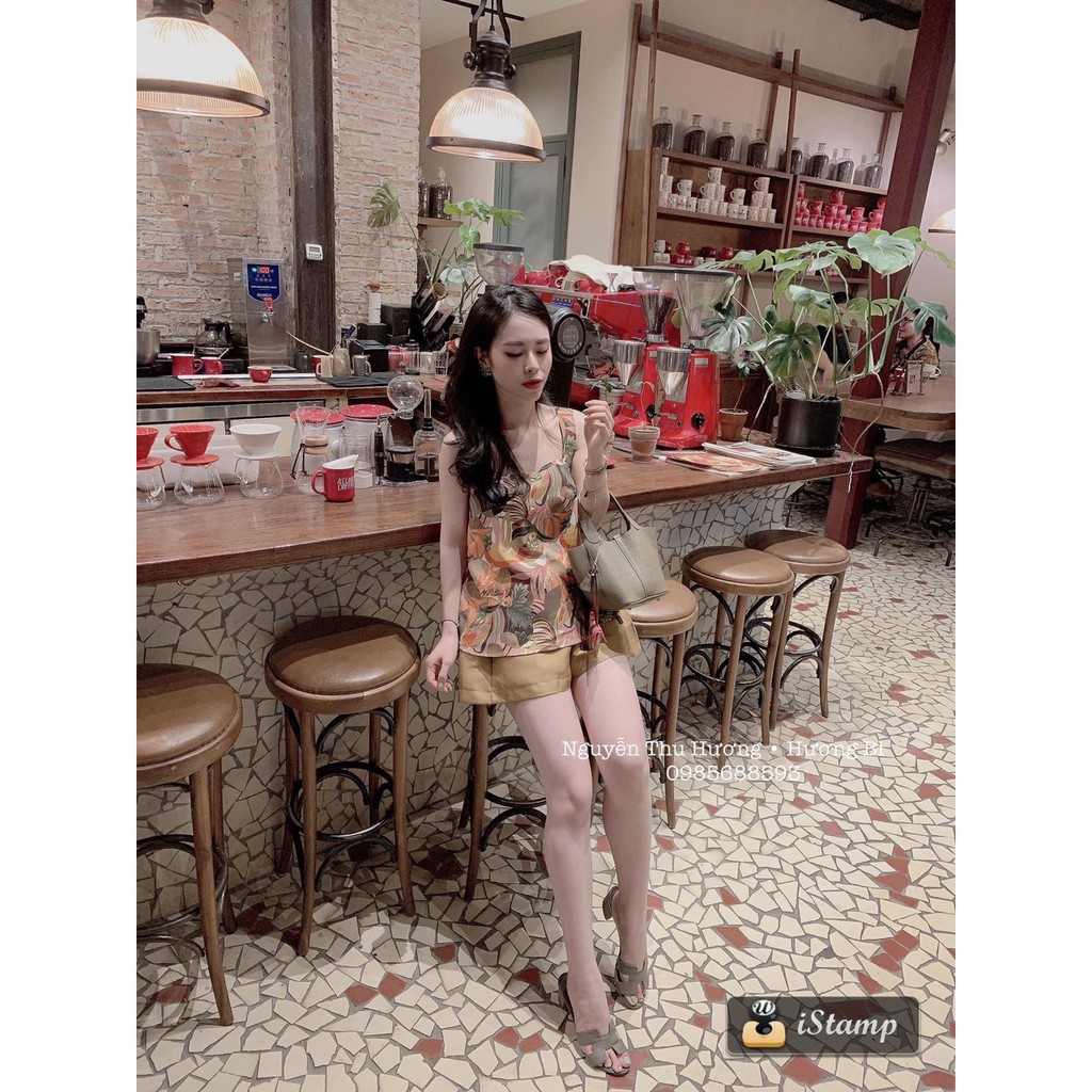 Set Áo Hoa Lá Vàng 2 Dây Quần Sooc | BigBuy360 - bigbuy360.vn