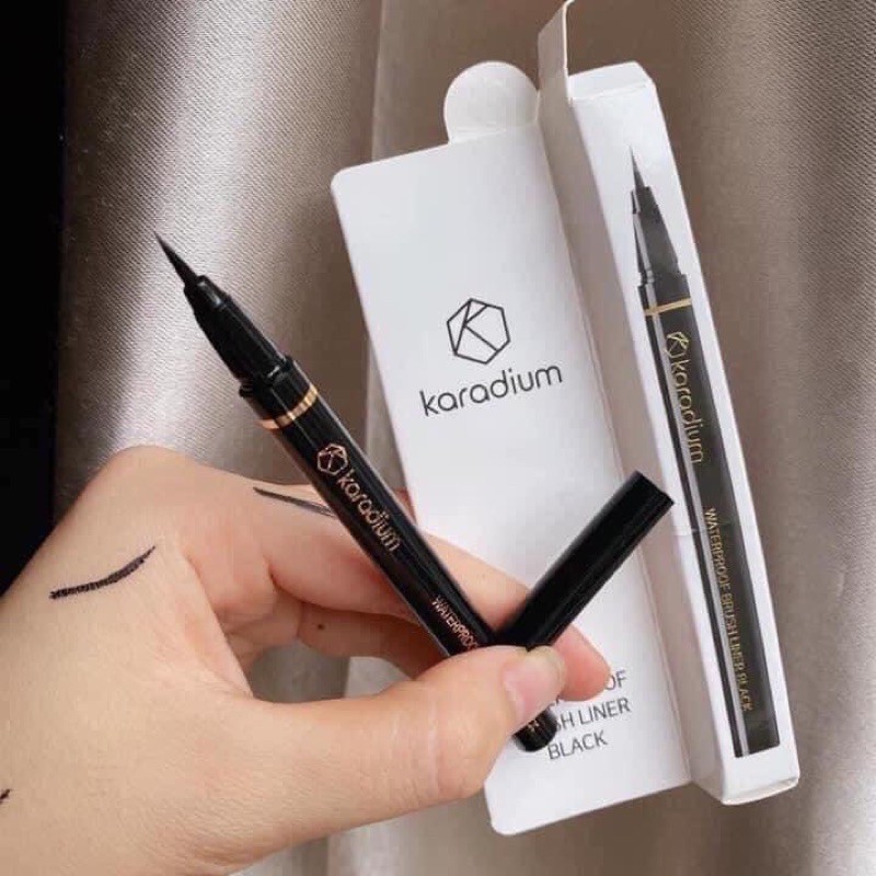 ☀Kẻ mắt nước KARADIUM Waterproof Eyeliner Pen