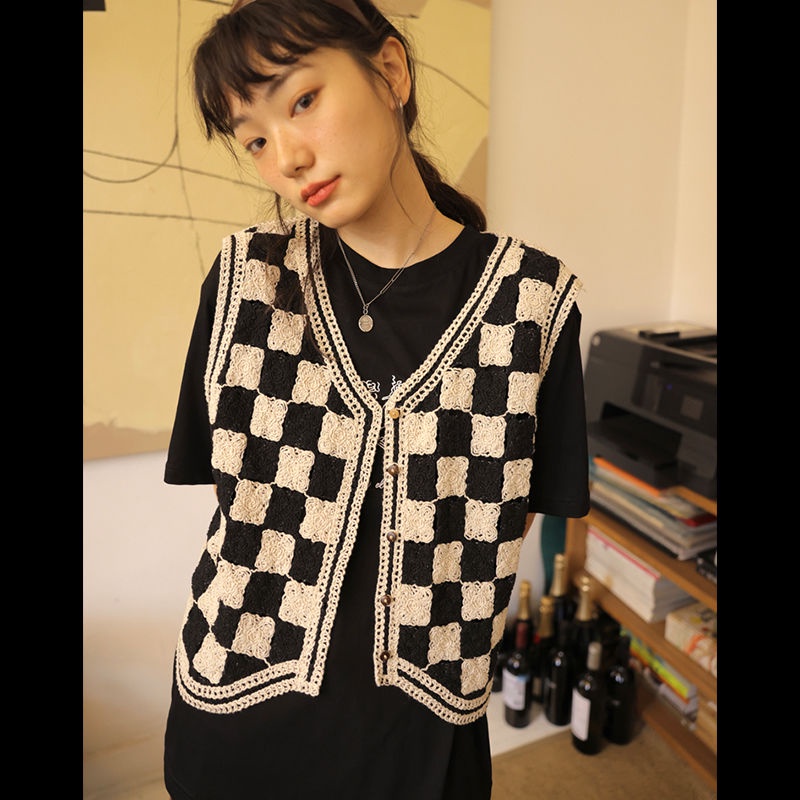 Áo Cardigan Dệt Kim Cao Cấp Ôm Dáng Họa Tiết Kẻ Ô Trắng Đen Phong Cách Xuân Thu Mới 2022