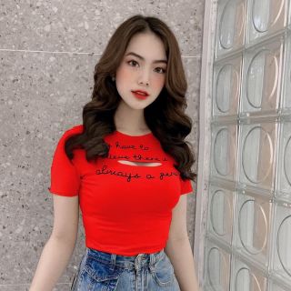 Áo thun kiểu rách ngực in chữ form 50 kg trở lại