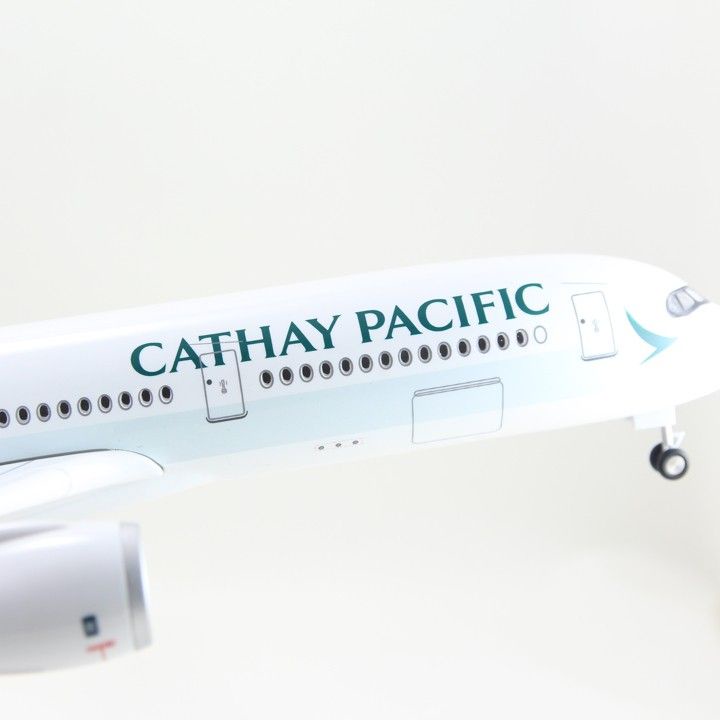 Máy bay mô hình tĩnh A350 Cathay Pacific 47cm có bánh xe và led