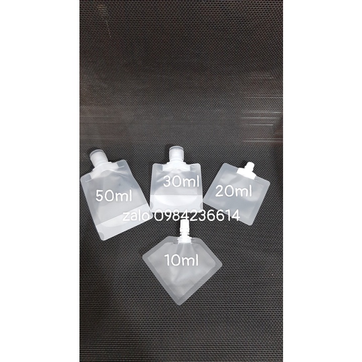 1 chiếc túi chiết mỹ phẩm du lich siêu tiện