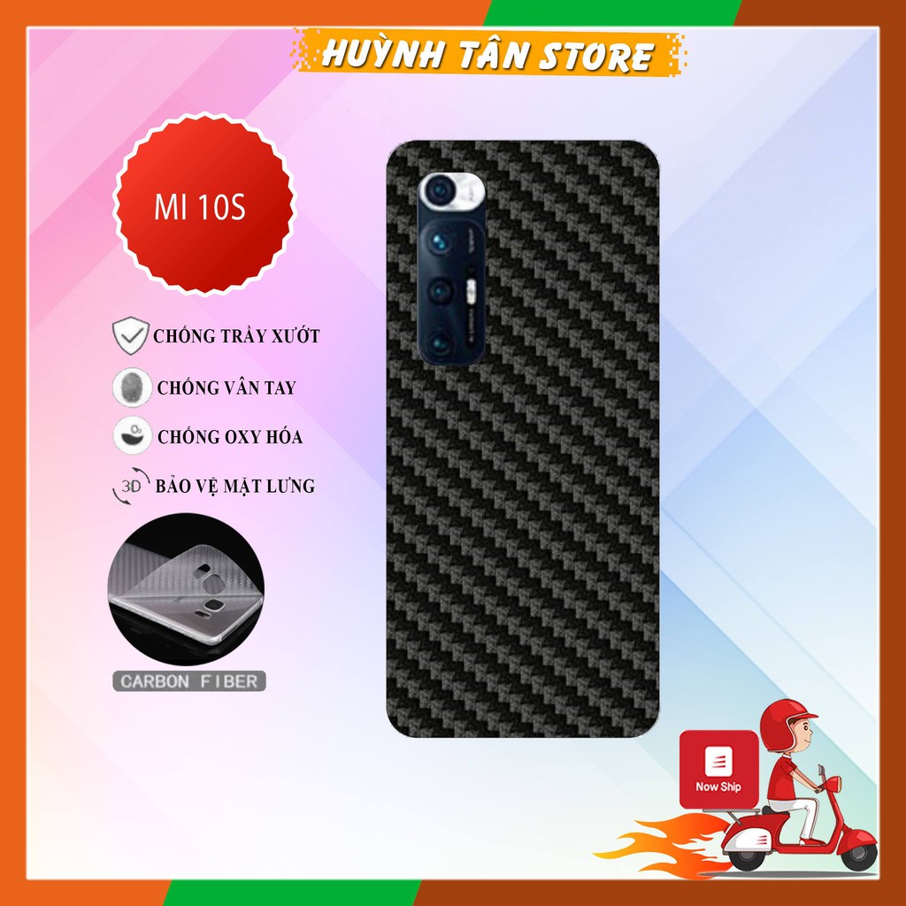 Miếng dán decal carbon mặt sau Xiaomi Mi 10S chống trầy mặt lưng, chống bám vân tay