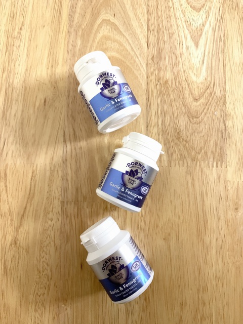 Dorwest Tỏi và củ cải cho chó mèo 100 viên