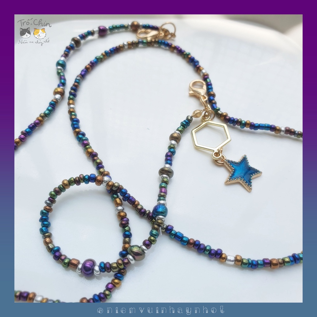 Dây giữ khẩu trang COSMOS chủ đề vũ trụ gắn charm trăng sao (Gắn charm tên cho từng cá nhân)