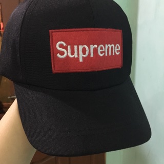 Mũ lưỡi trai SUPREME  (ảnh tự chụp)