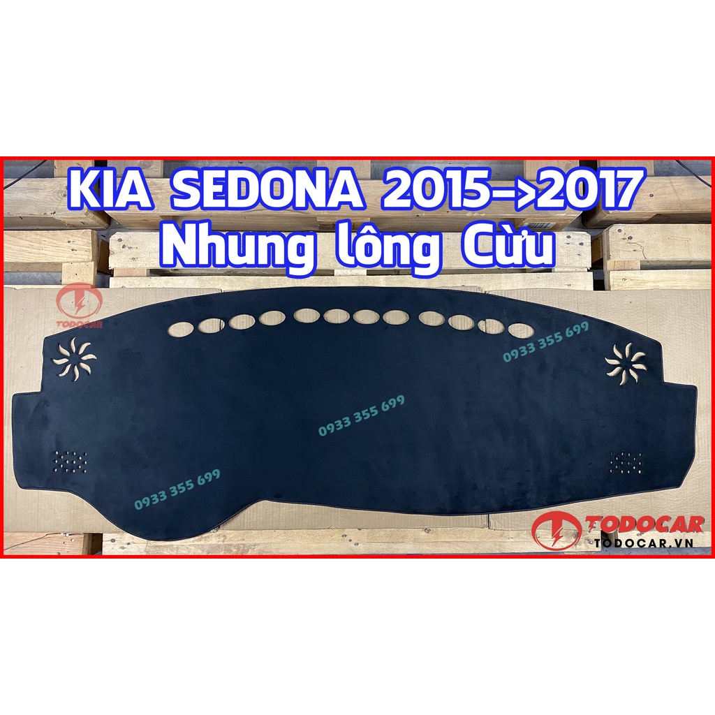 Thảm Taplo KIA SEDONA bằng Nhung lông Cừu hoặc Da vân Carbon