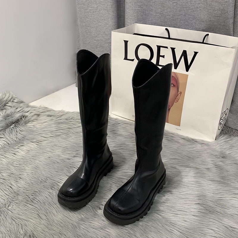 GIÀY BOOT ĐÙI KHOÉT CỔ KHOÁ SAU