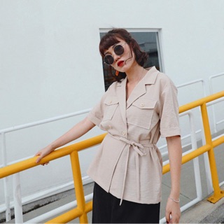 Áo sơ mi túi hộp buộc eo