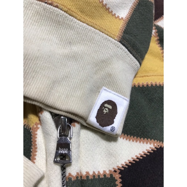 Áo khoác có mũ Hooodie zip hiệu ABathing Ape màu Camo size kid XXS fit 35kg