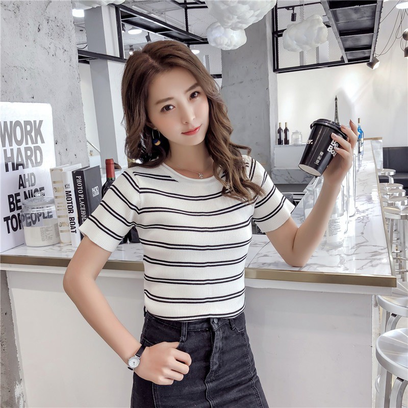 Áo Croptop dệt kim thiết kế ôm sát quyến rũ