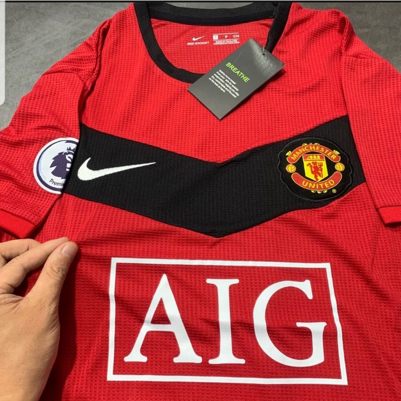 Áo đá bóng Manchester Classic