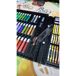 Hộp màu 150 chi tiết