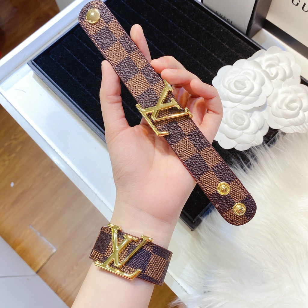 Vòng tay nữ dây da cao cấp Ròm House hoạ tiết và logo thương hiệu cao cấp - VTDBT01804