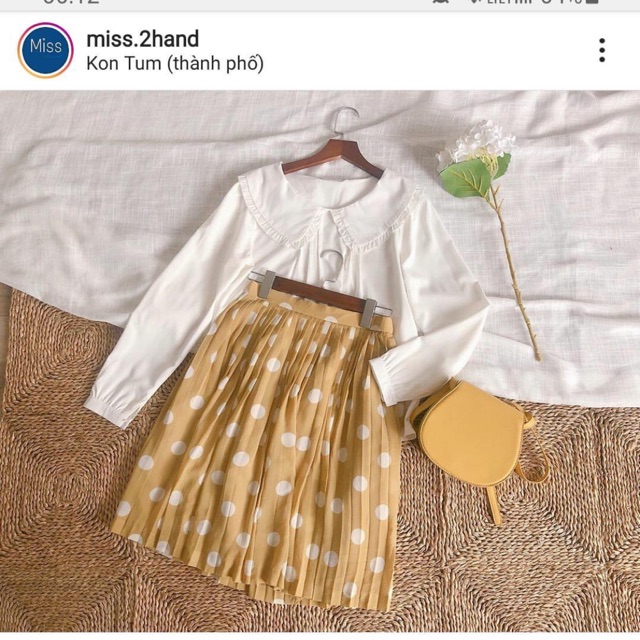 CHÂN VÁY CHỊ MINH THƯ