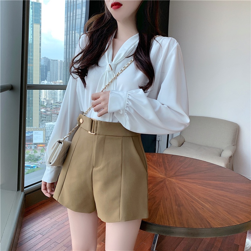 Quần short nữ lưng cao ​quần sooc nữ lưng cao cạp đai có cúc bấm vải mưa vitex - Mia Shore