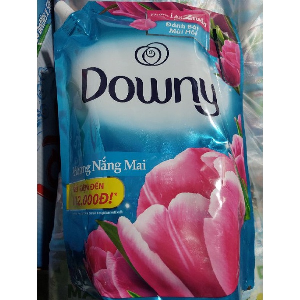 Nước xả vải Downy hương nắng mai