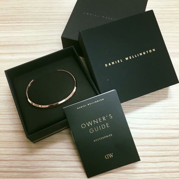 Vòng tay Daniel Wellington Classic Cuff Ver 1 Rose Gold - DW