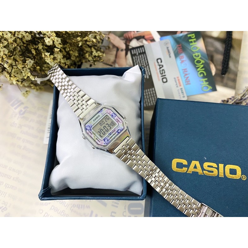 Đồng hồ nữ dây kim loại Casio Anh Khuê LA680WA-2CDF