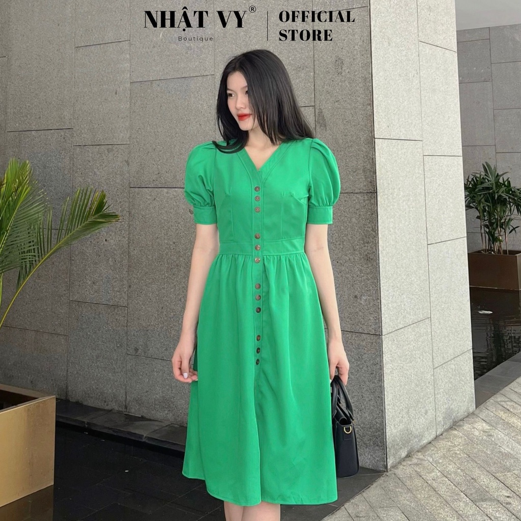Đầm công sở Nhật Vy dáng ôm cổ V tay phồng đính cúc chất cotton phù hợp đi chơi, dạo phố, cafe sang chảnh - D2486