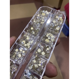 Khay đá Tiệp pha lê trang trí móng mix size