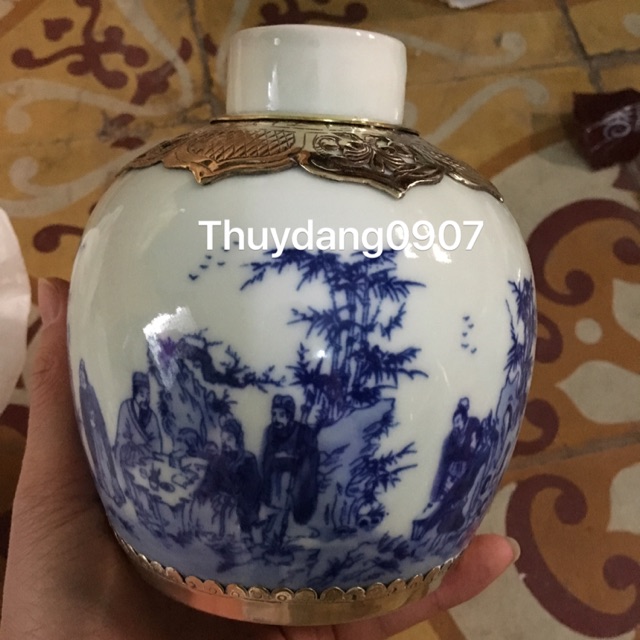 Lọ đựng chè cảnh thất hiền