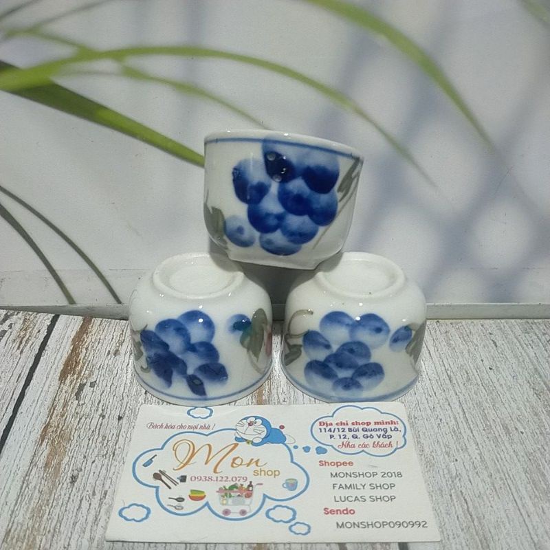 Chung trà sứ họa tiết hoa nho nhỏ 5*4cm (Giá sẽ rẻ khi KH mua từ 3c)