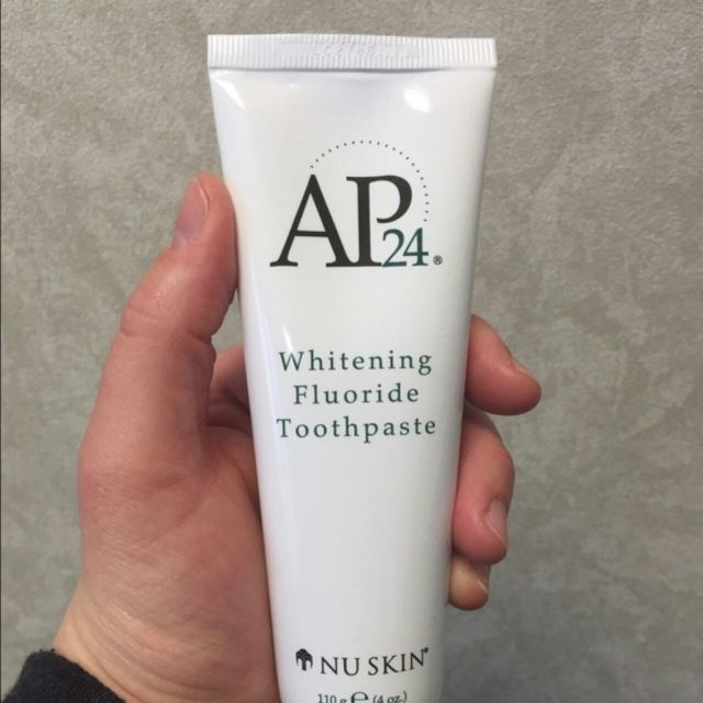 Kem Đánh Răng Trắng Sáng AP24 Whiteing Flouride Toothpaste Chính Hãng 🌸